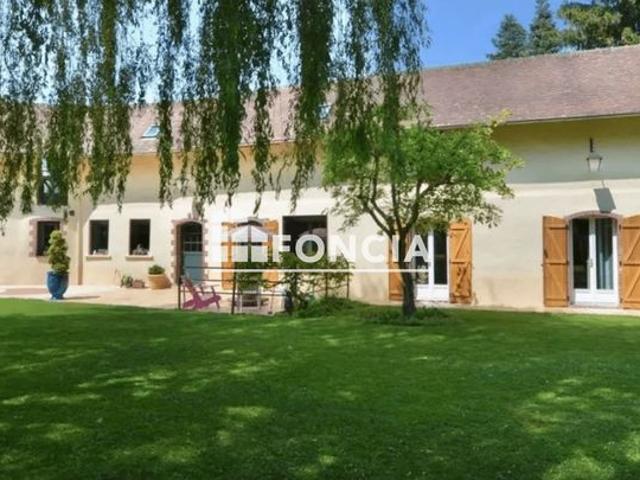 5' DREUX, Dans un Écrin de Verdure. TRÉS BEL ENVIRONNEMENT. Village Prisé avec Écoles et proche Commodités