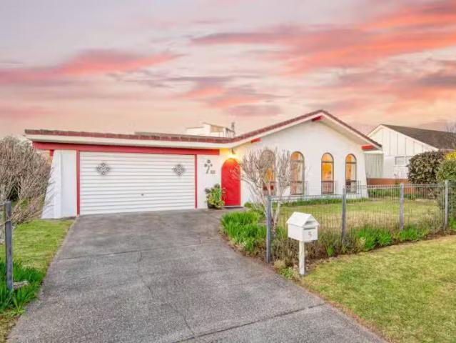 5 Edgewater Grove, Orewa, Rodney For Sale