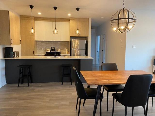 5 ½ ENSOLEILLÉ – 1350 PI² – JUIN/JUILLET 2026