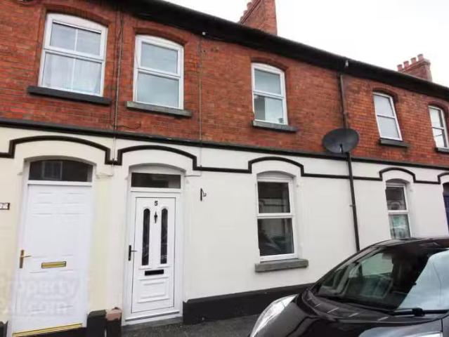 5 Erskine Place