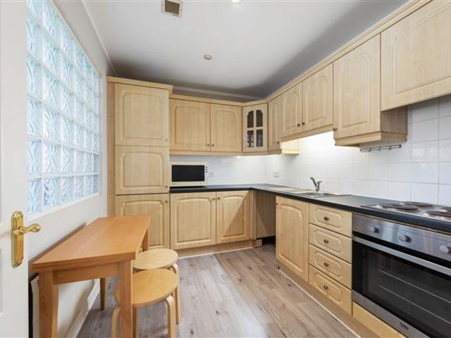 5 Glenart, Clonfadda Wood, Mount Merrion Avenue, Blackrock, Co. Dublin Sherry FitzGerald Blackrock 4937 MyHome. Ie Residential