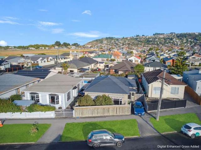 5 Hargest Crescent, Saint Kilda, Dunedin City