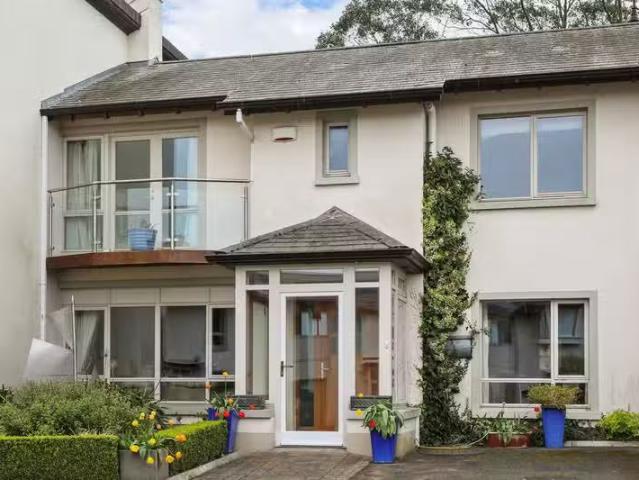 5 Hazelhatch, Thormanby Road, Howth, Co. Dublin, D13T922 is fo.