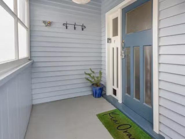 5 Jackson Street, Island Bay, Wellington City