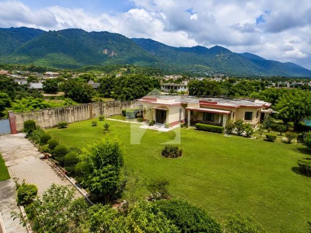 5 Kanal Demolishable House Is For SALE