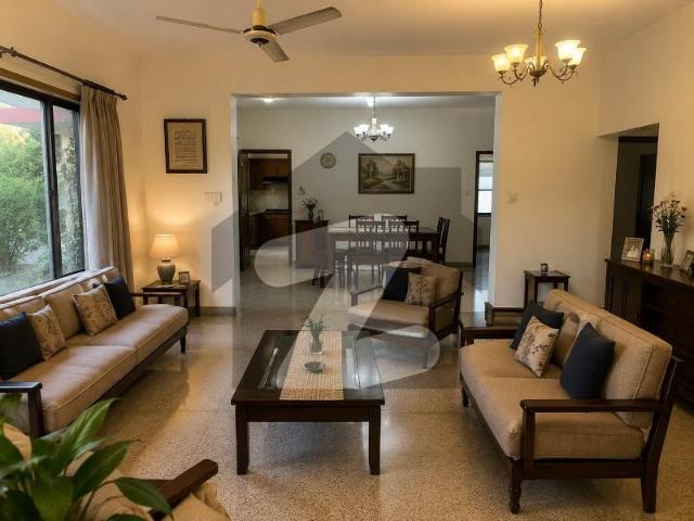 5 Kanal Demolishable House Is For SALE E 7
