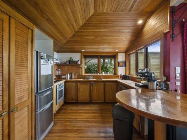 5 Karaka Street, Eastbourne, Lower Hutt City