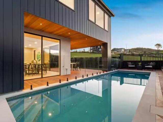 5 Kotuitui Drive, Orewa, Rodney For Sale
