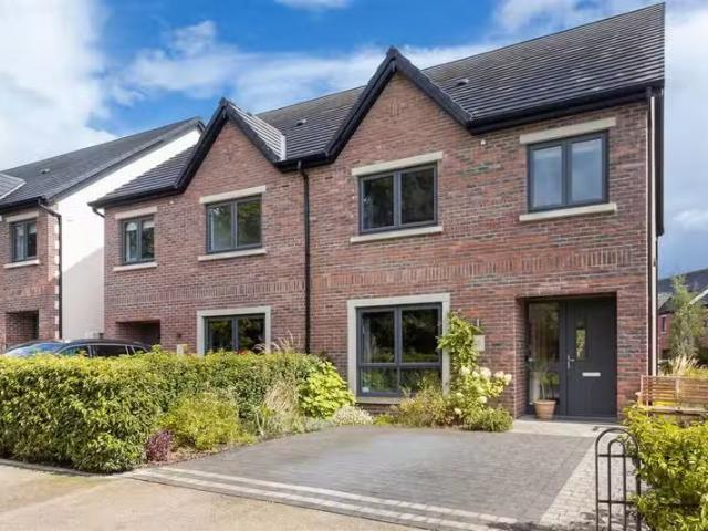 5 Lyreen Drive, Mariavilla, Maynooth, Co. Kildare