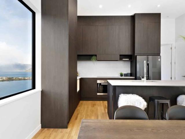 5 Lancewood Lane