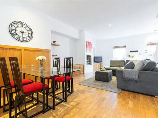 5 Leeson Place, South City Centre, Dublin 2