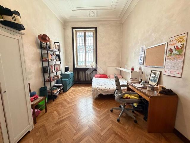 5 locali in affitto