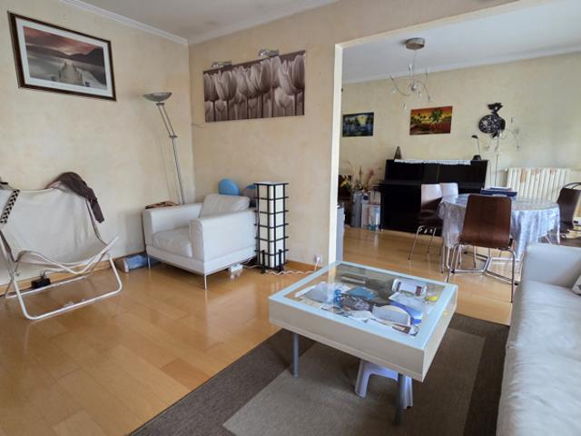 5 Pièces 94.54m2 3 ou 4 chambres cave atelier parkin