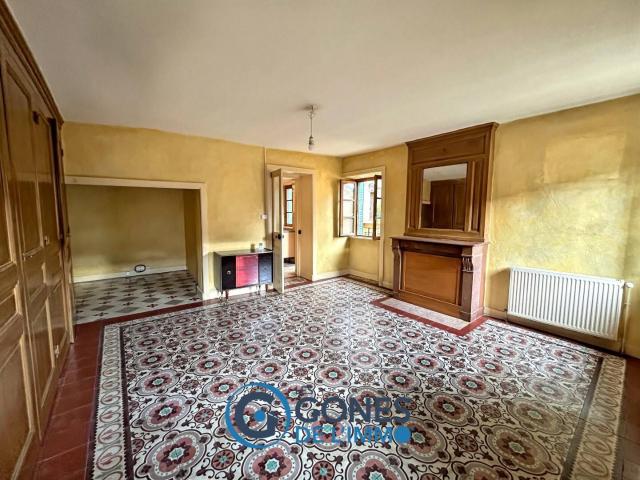 5 PIECES 120M ² MAISON A RENOVER CENTRE DE CHESSY LES MINES