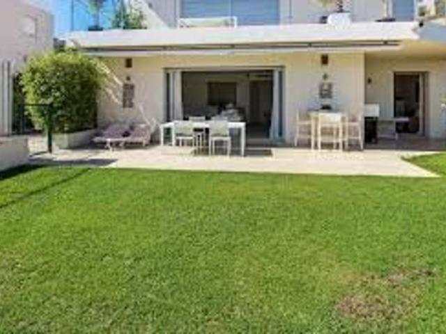 5 PIECES TERRASSE ET JARDIN