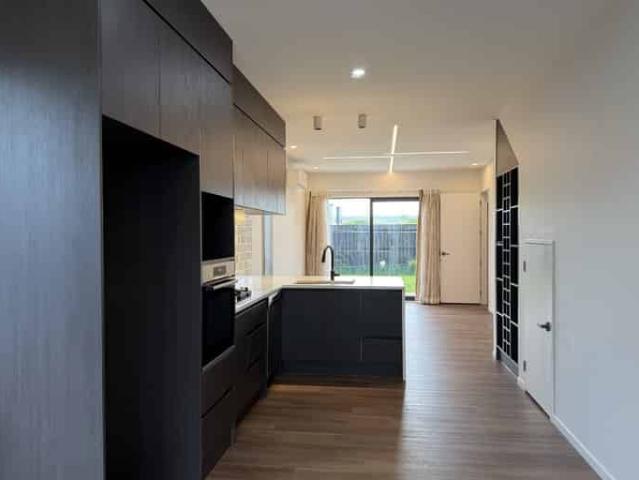 5 Pilot Drive, Hobsonville, Waitakere City