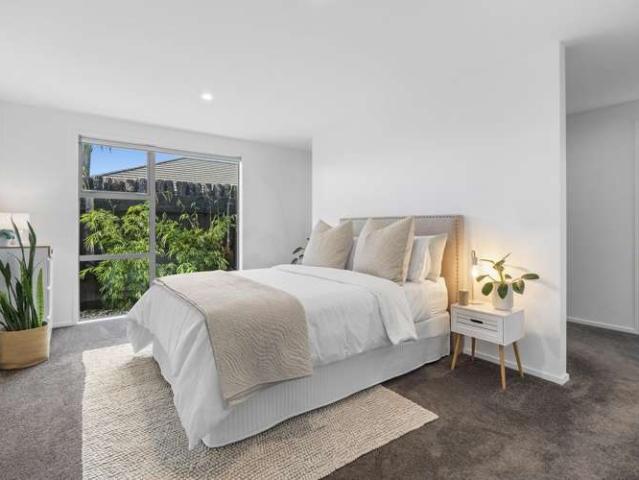 5 Piper Way, Glen Avon, New Plymouth