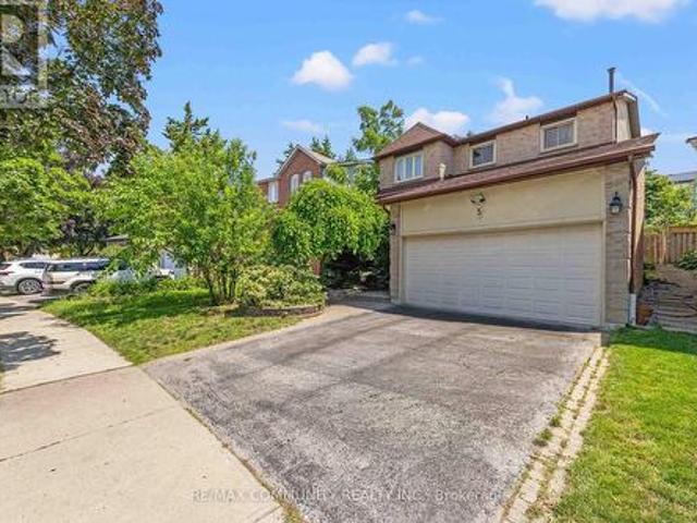 5 Plowman Drive, Ajax, ON, L1S 6R7 house for sale | Listing ID E13511 | Royal LePage