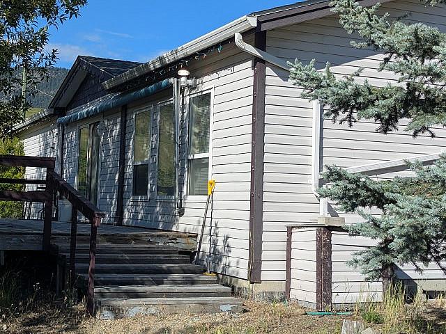 5 Private Acres Near Barrier, Bc – Horse Property, Hobby Farm Or