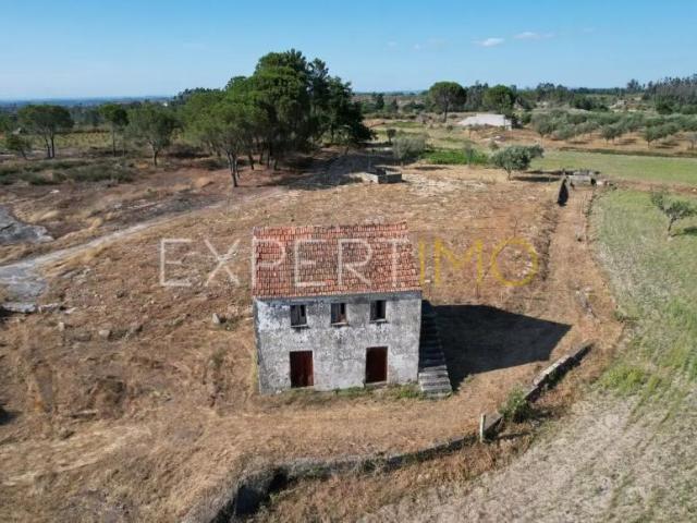 5 quarto, União das Freguesias de Tourais e Lajes Guarda LS91598484