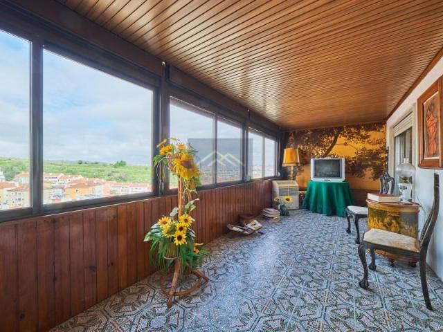 5 quarto, Almada Almada LS100639520