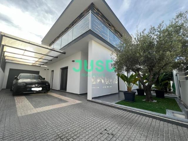 5 quarto, Almada Almada LS89908935