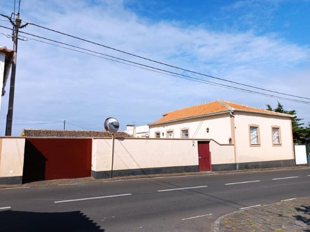 5 quarto, Angra do Heroísmo Angra do Heroísmo LS84783435