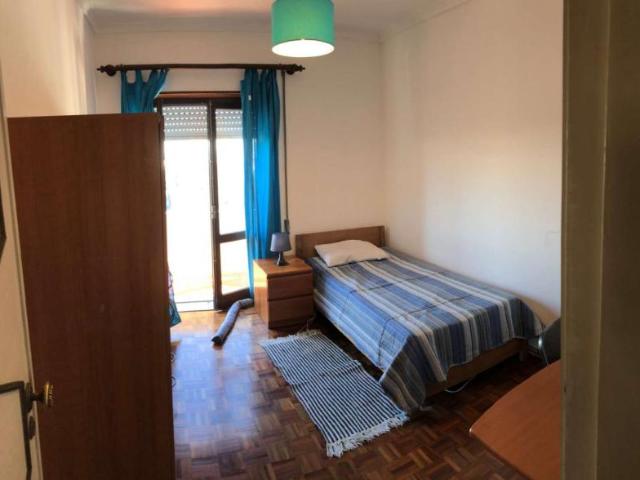 5 quarto, coimbra coimbra 3000 035 LS101671028