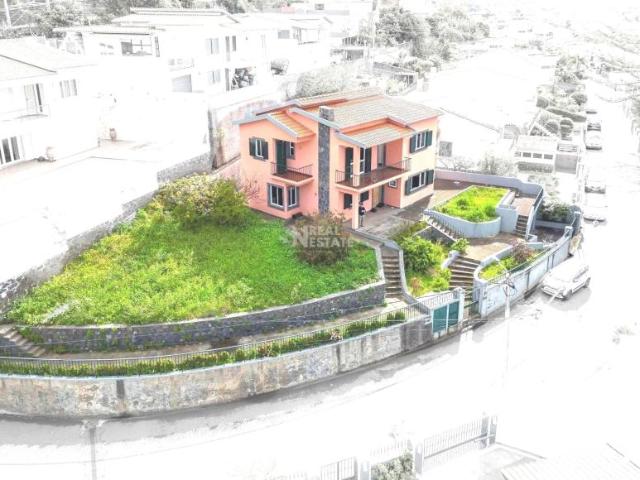 5 quarto, Funchal Ilha da Madeira LS100712518