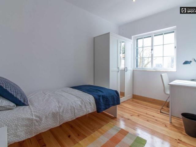 5 quarto, lisbon lisbon 1400 098 101731228