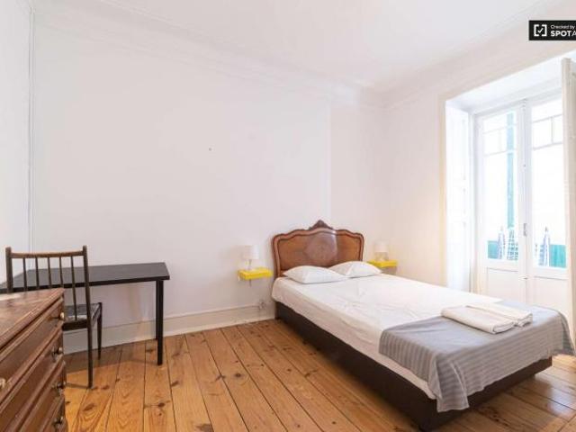 5 quarto, Lisbon Lisbon 1000 033 LS44546418