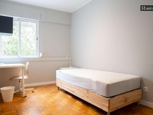 5 quarto, lisbon lisbon 2775 197 101824998
