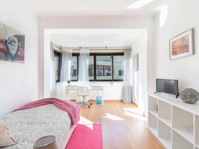 5 quarto, Lisbon Lisbon 2775 LS83131357