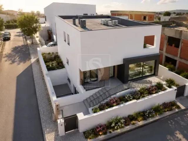 5 quarto, Lisboa Torres Vedras 103536227