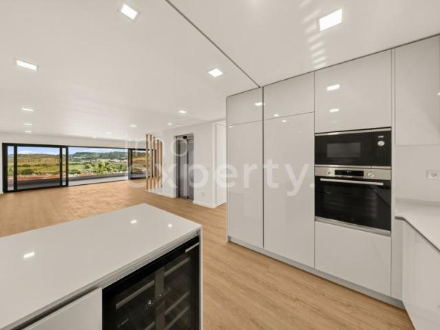 5 quarto, Loures Lisboa 104184102