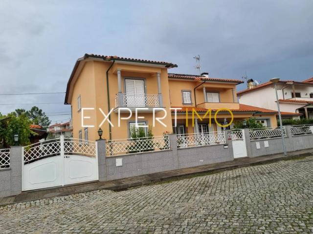 5 quarto, Nespereira Guarda 102310260