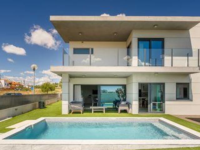 5 quarto, Oeiras Lisboa 2740 137 LS99838479