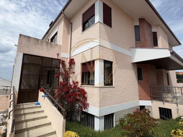 5 quarto, Porto Vila Nova de Gaia 4400 103301312