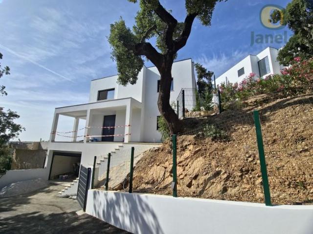 5 quarto, São Brás de Alportel São Brás de Alportel 91850900