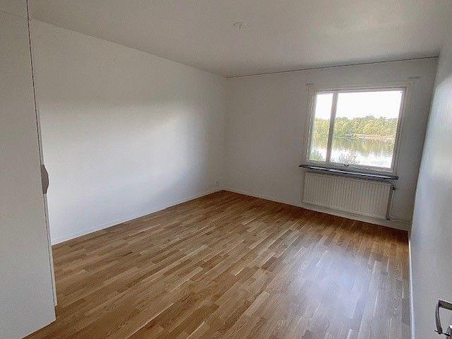 5 rums lägenhet i Strömsnäsbruk 120 m² 13 778 kr