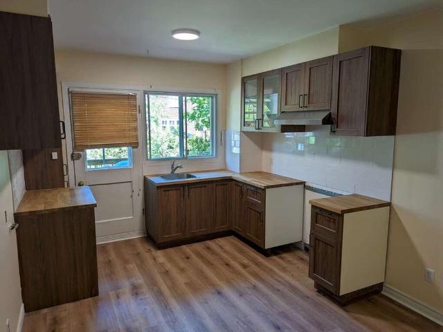 5½ Rénové, 3 Chambres — Saint Lambert
