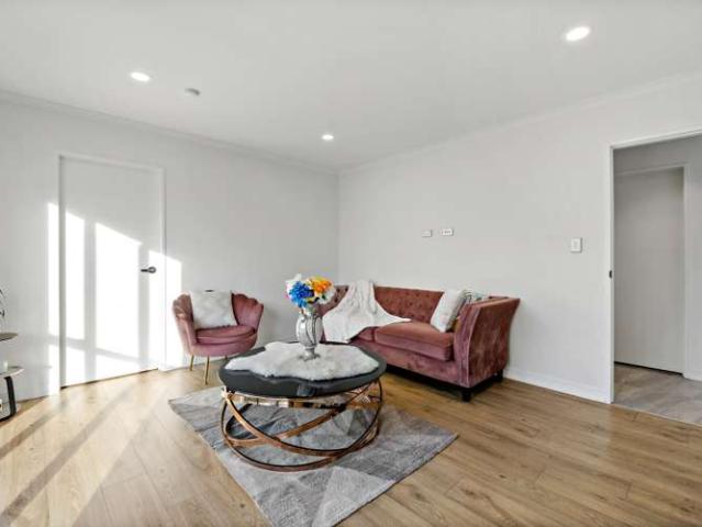 5 Riwai Street, Flat Bush, Manukau City