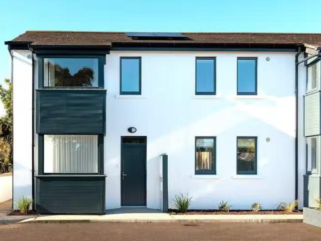 5 Rockingham, Newcastle, Co. Wicklow, A63VX25 is for sale