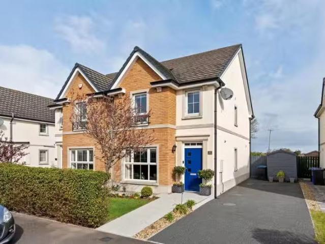 5 Rocklyn Walk