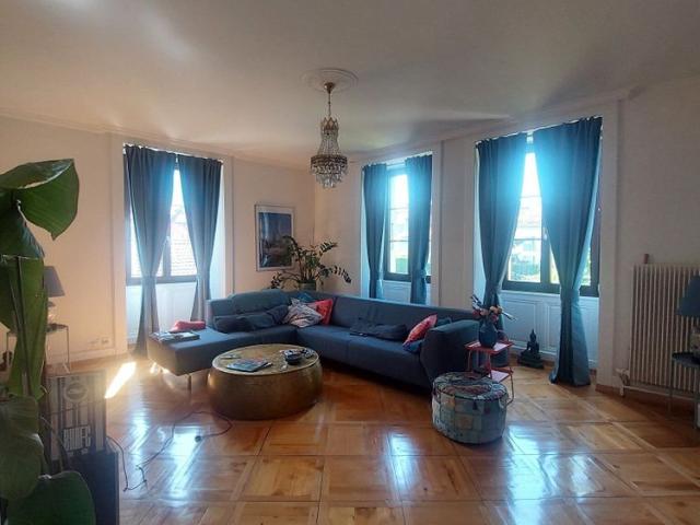 5 room apartment on the 1st floor