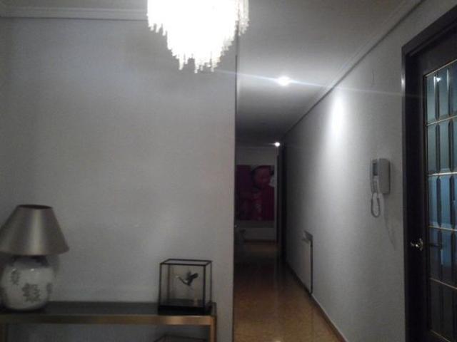 5 room luxury Apartment for rent in Valencia