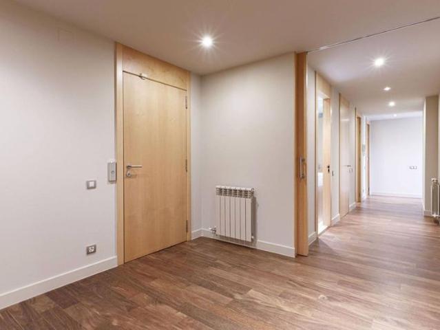 5 room luxury Apartment for rent in Barcelona, Catalonia