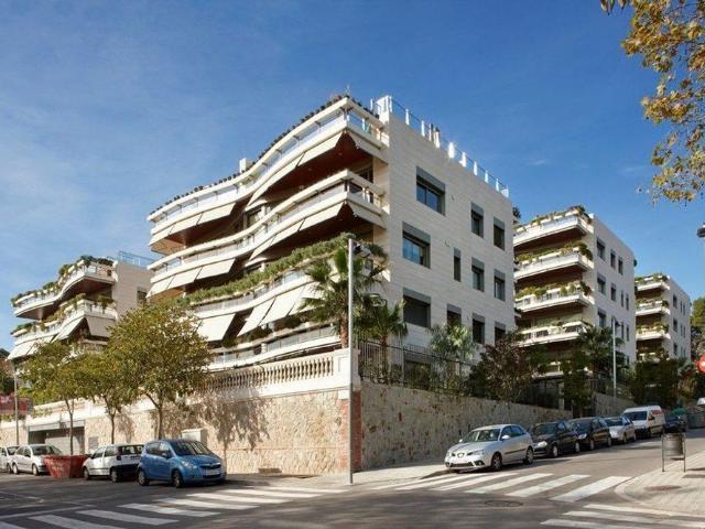 5 room luxury Apartment for rent in Barcelona, Catalonia