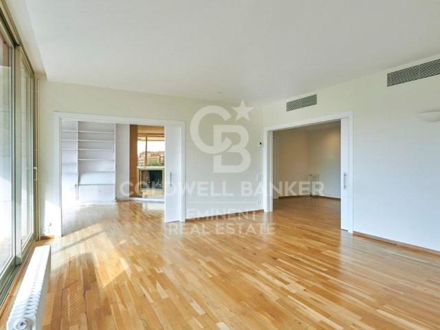 5 room luxury Apartment for rent in Les Tres Torres, Barcelona, Province of Barcelona, Catalonia