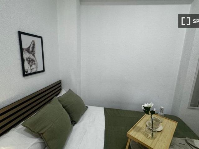 5 room luxury Apartment for rent in Madrid, Spain